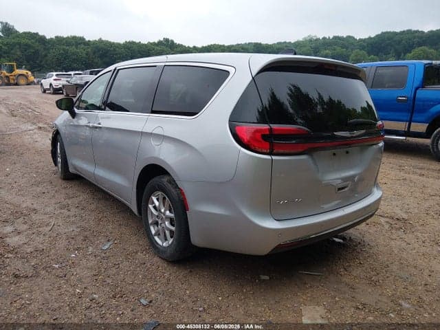 2024 CHRYSLER PACIFICA TOURING L 3