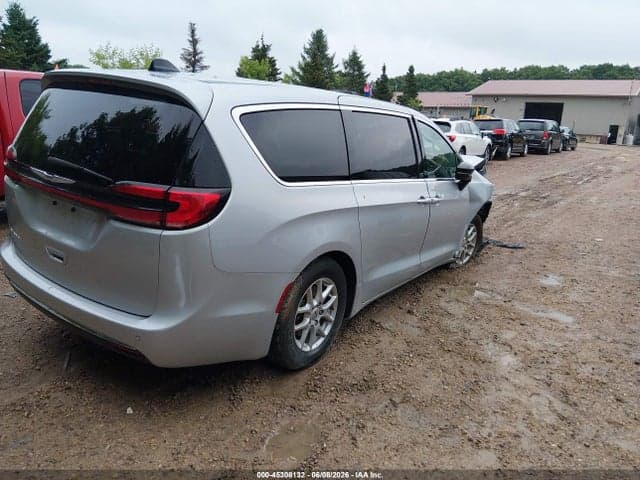 2024 CHRYSLER PACIFICA TOURING L 4