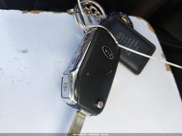 2020 KIA SOUL S 11