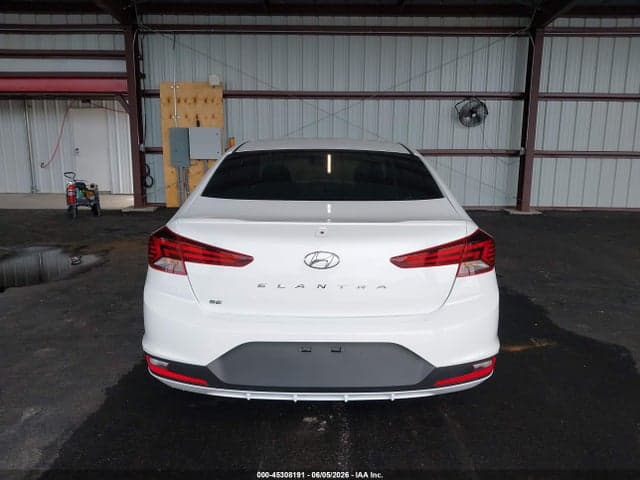 2020 HYUNDAI ELANTRA SE 21