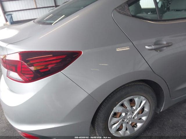 2020 HYUNDAI ELANTRA SE 15