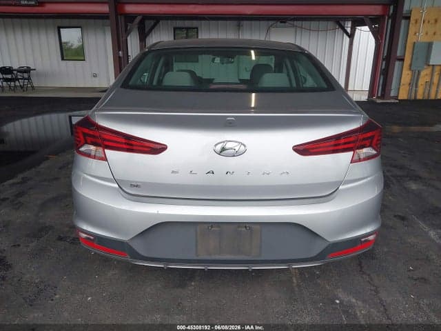 2020 HYUNDAI ELANTRA SE 20