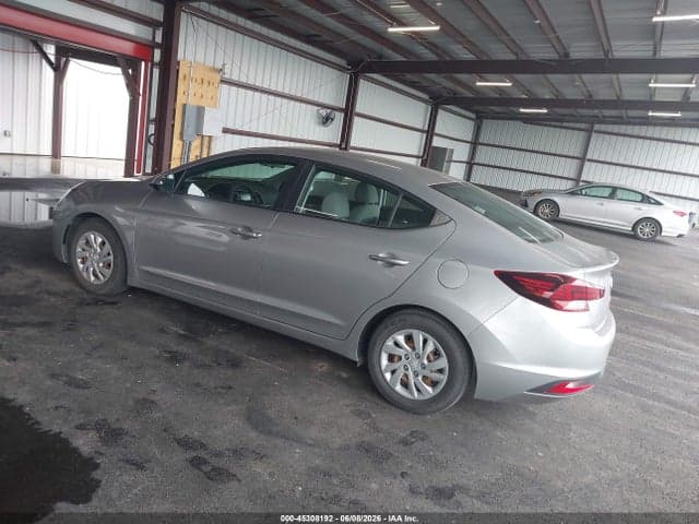 2020 HYUNDAI ELANTRA SE 3