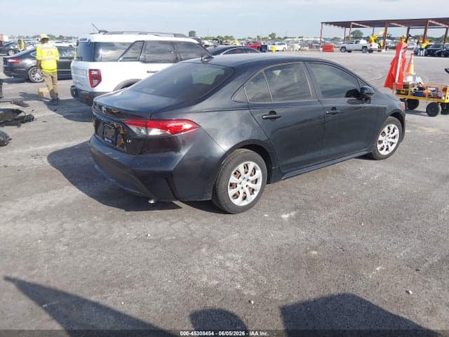 2021 TOYOTA COROLLA LE 4