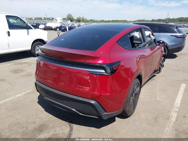 2026 TESLA MODEL Y 4