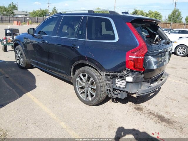 2017 VOLVO XC90 T6 3