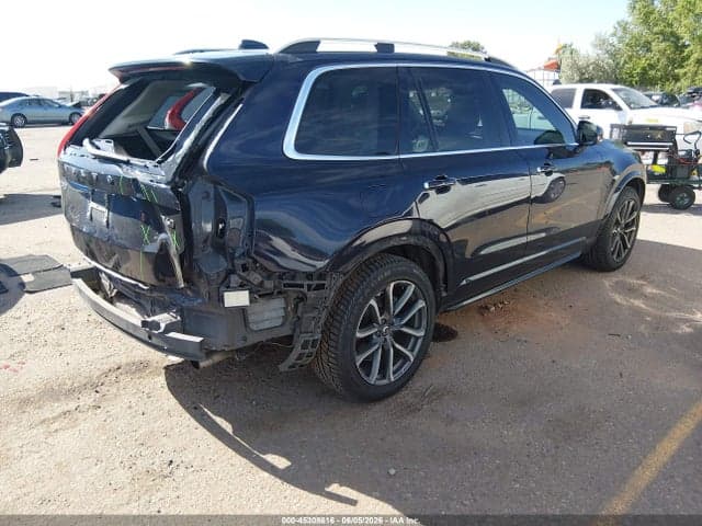2017 VOLVO XC90 T6 4