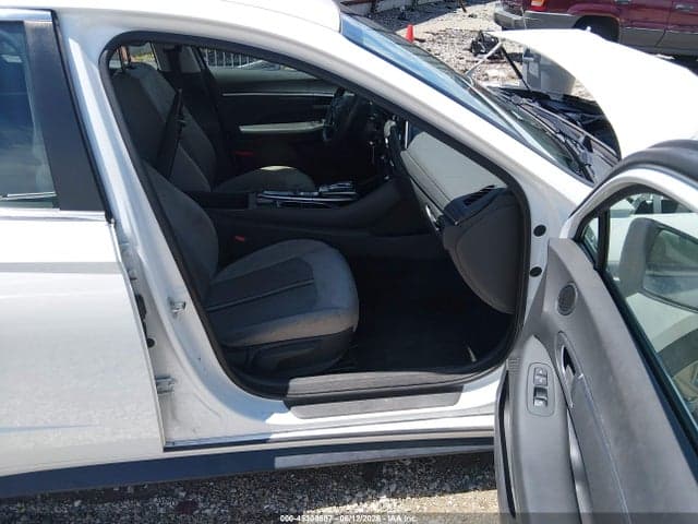 2021 HYUNDAI SONATA SE 5