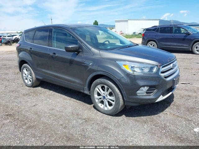 2017 FORD ESCAPE SE 1