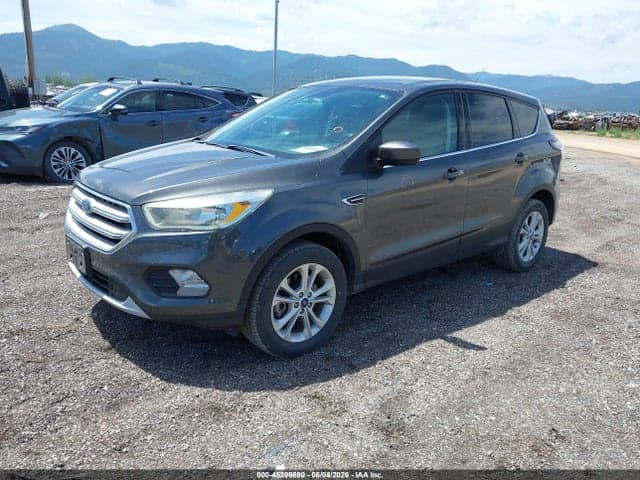 2017 FORD ESCAPE SE 2