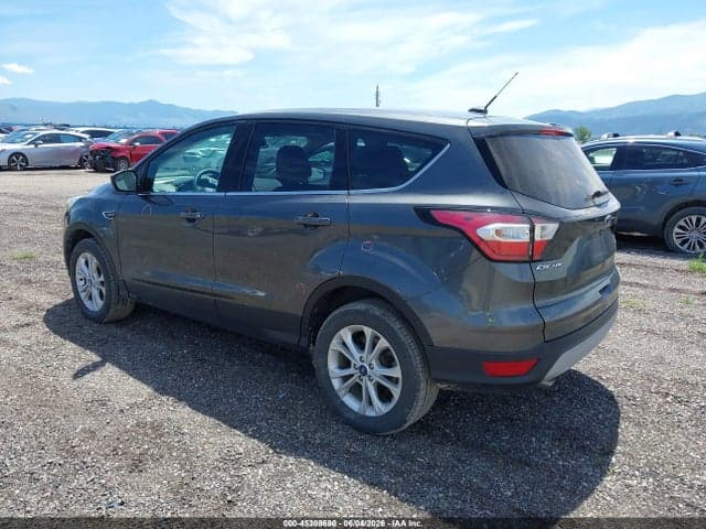 2017 FORD ESCAPE SE 3