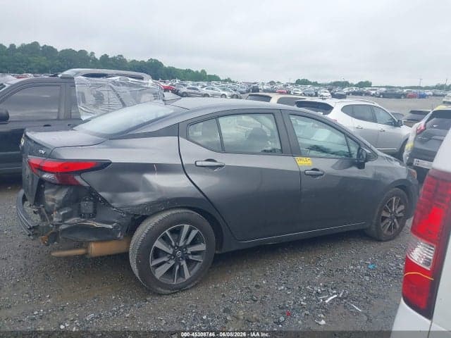 2021 NISSAN VERSA SV XTRONIC CVT 13