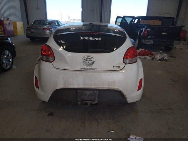 2017 HYUNDAI VELOSTER 16