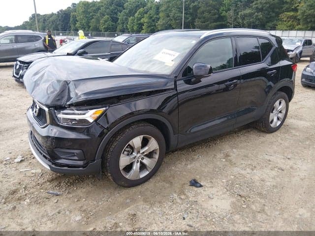 2021 VOLVO XC40 T5 2