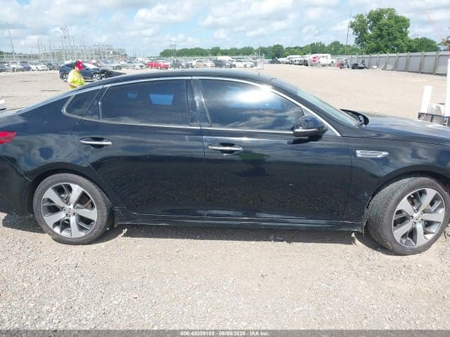 2019 KIA OPTIMA S 13