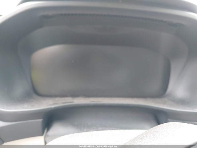 2022 VOLVO XC40 T5 7