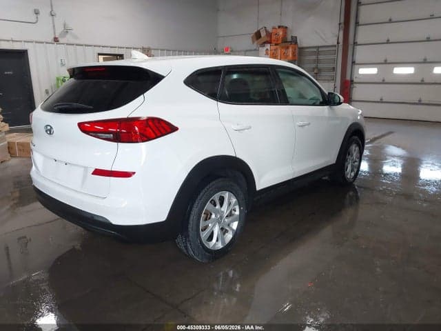 2020 HYUNDAI TUCSON SE 4