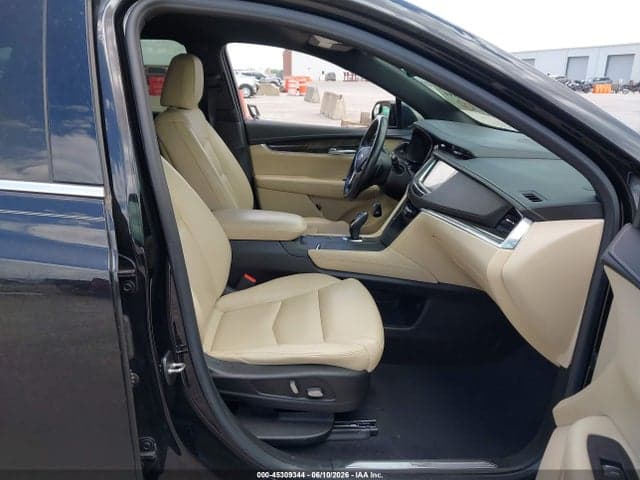 2018 CADILLAC XT5 STANDARD 5