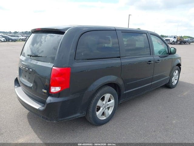 2017 DODGE GRAND CARAVAN SE 4