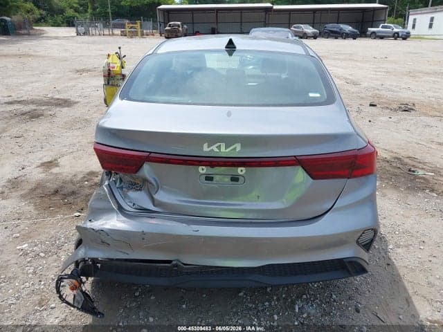 2024 KIA FORTE LXS 17