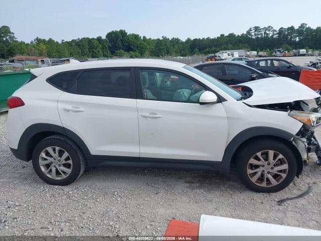 2020 HYUNDAI TUCSON SE 13