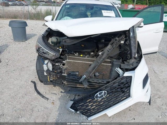 2020 HYUNDAI TUCSON SE 6