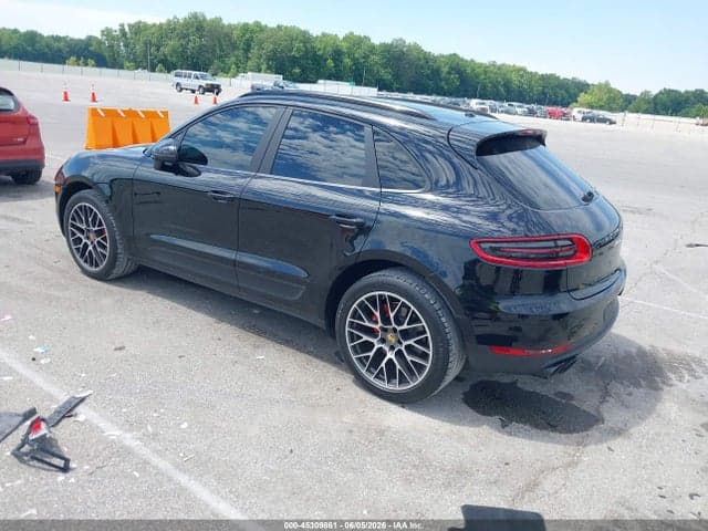 2018 PORSCHE MACAN SPORT 3