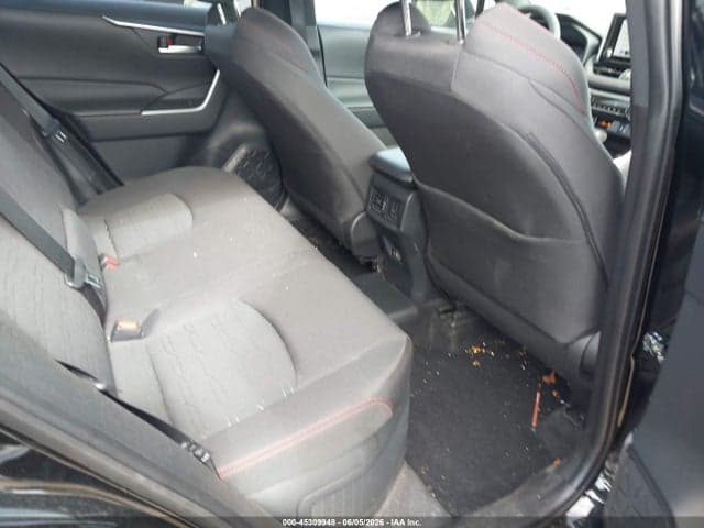 2025 TOYOTA RAV4 PLUG-IN HYBRID SE 8