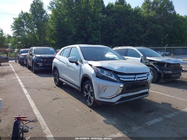 2019 MITSUBISHI ECLIPSE CROSS SE/SEL 1