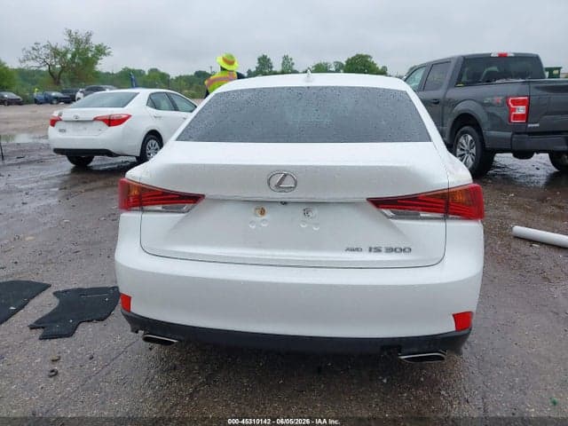 2019 LEXUS IS 300 16