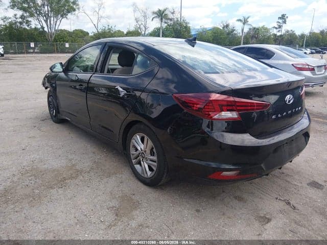 2020 HYUNDAI ELANTRA SEL 3