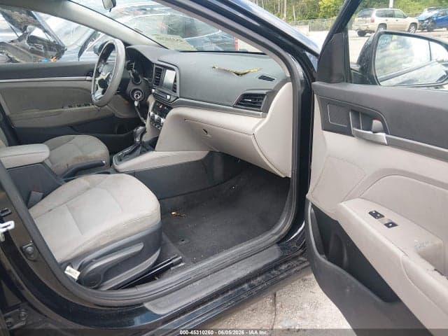 2020 HYUNDAI ELANTRA SEL 5