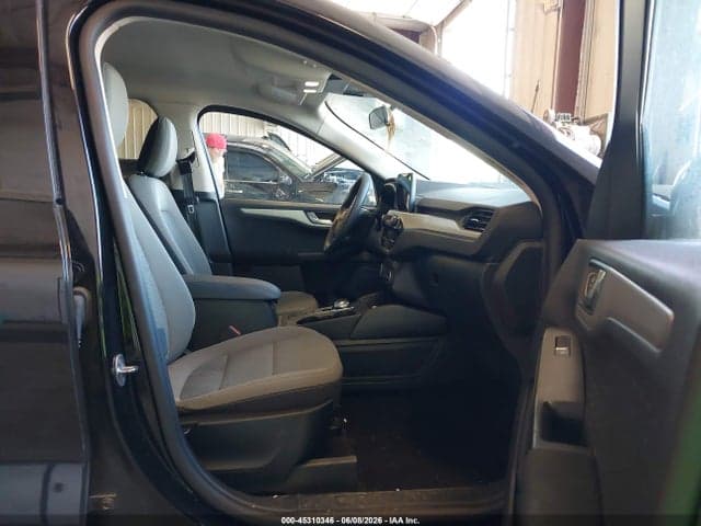 2020 FORD ESCAPE SE 5