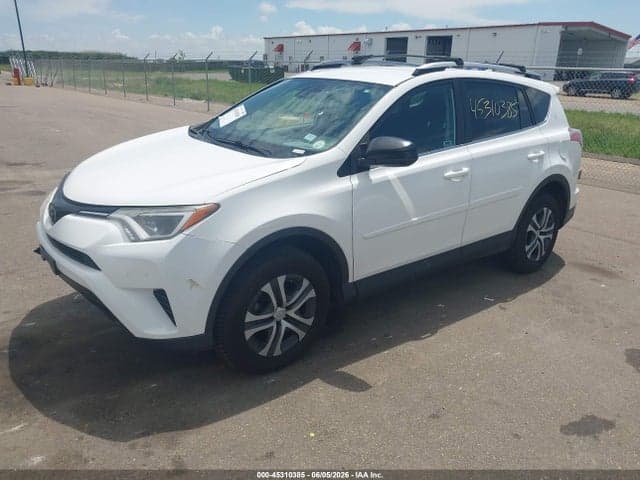 2017 TOYOTA RAV4 LE 2