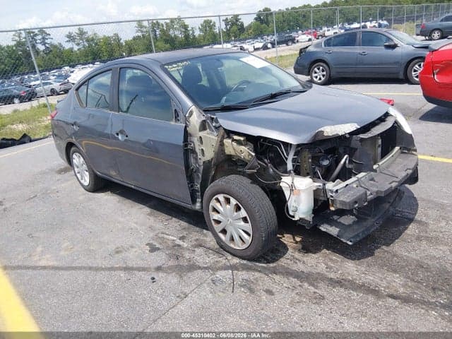 2019 NISSAN VERSA 1.6 SV 1