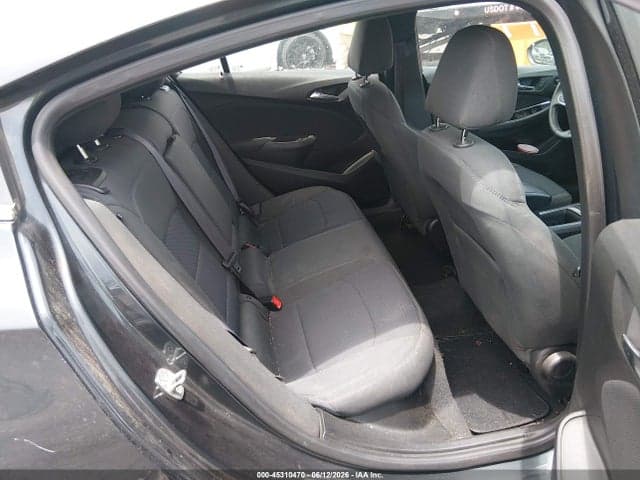 2017 CHEVROLET CRUZE LT AUTO 8