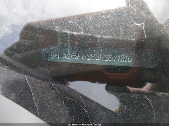 2017 CHEVROLET CRUZE LT AUTO 9