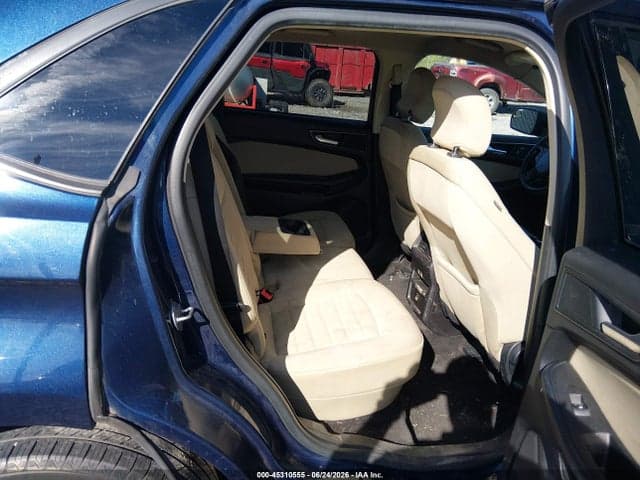 2017 FORD EDGE SE 8