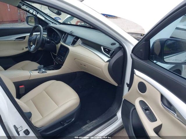 2019 INFINITI QX50 LUXE 5