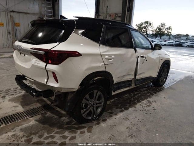 2022 KIA SELTOS S 4