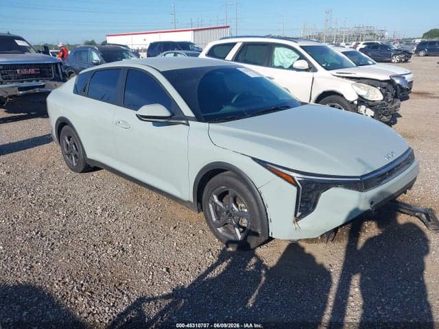 2025 KIA K4 LXS 1