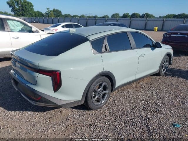 2025 KIA K4 LXS 4