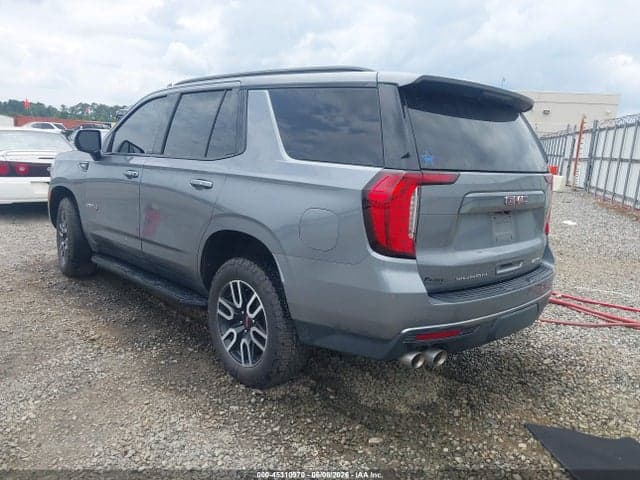 2022 GMC YUKON 4WD AT4 3