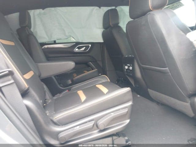 2022 GMC YUKON 4WD AT4 8