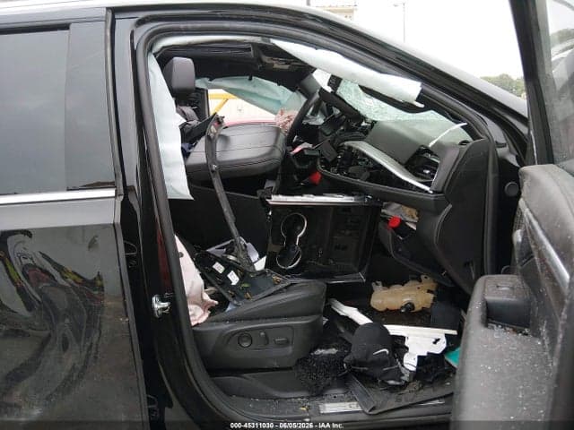 2025 CHEVROLET TAHOE 4WD LT 5