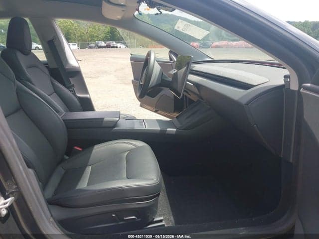 2024 TESLA MODEL 3 5