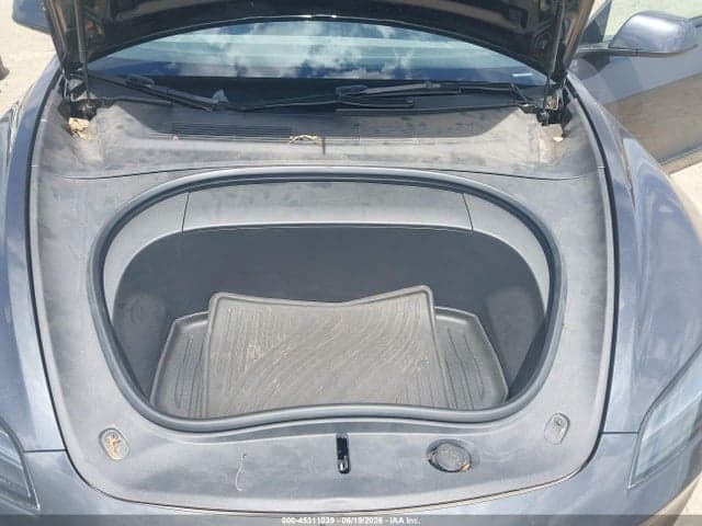 2024 TESLA MODEL 3 10