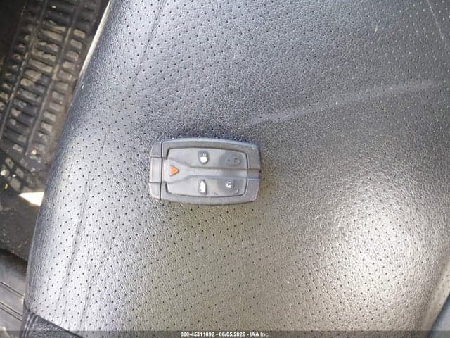 2010 LAND ROVER LR2 11