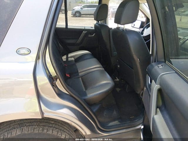 2010 LAND ROVER LR2 8