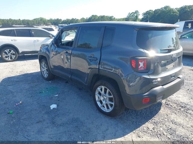2023 JEEP RENEGADE LATITUDE 4X4 3